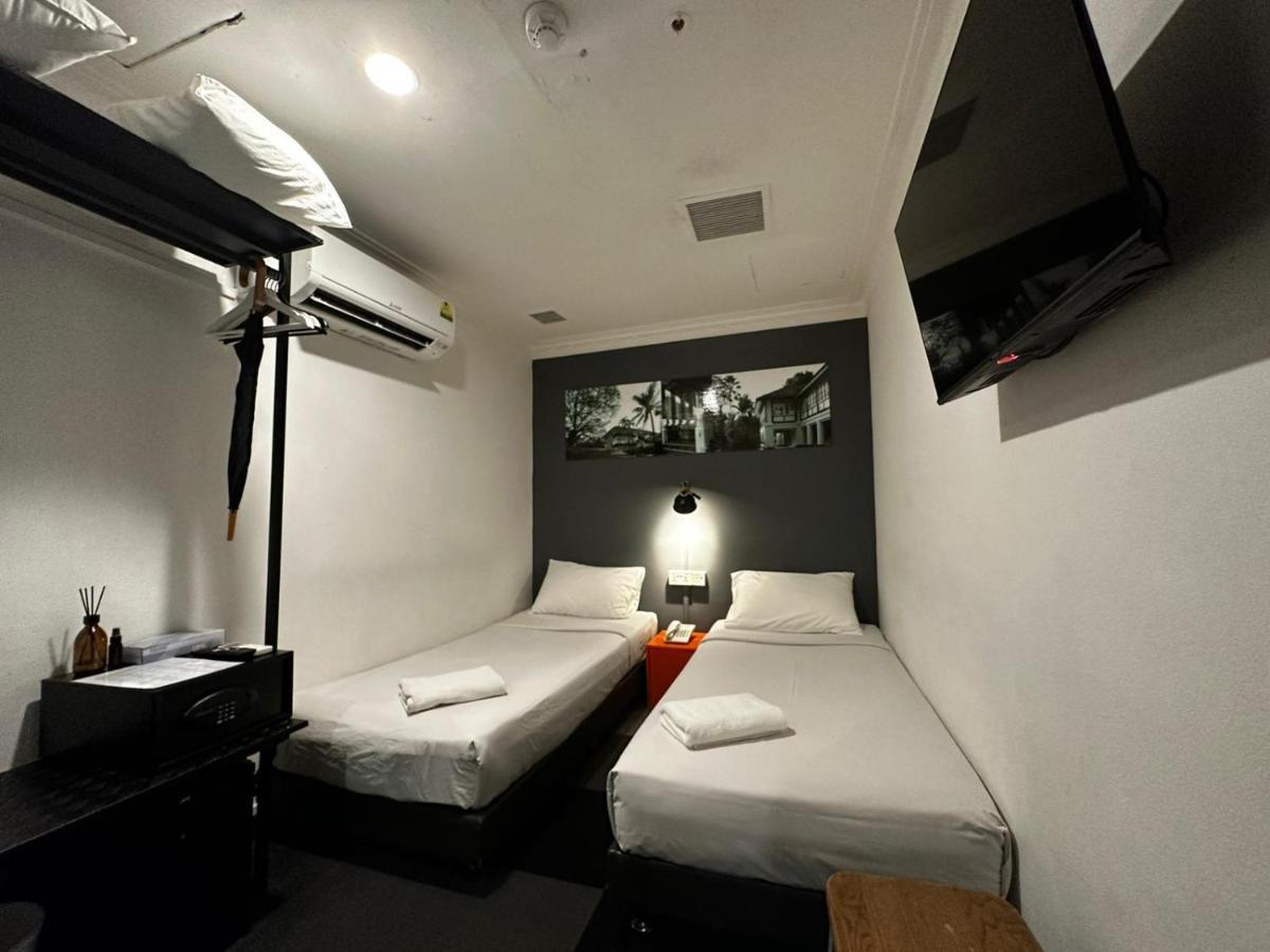Check-Inn At Little India Singapore Bagian luar foto